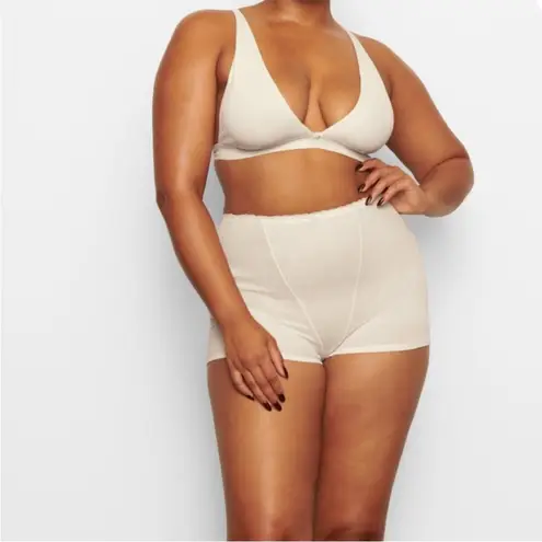 SKIMS  lace Pointelle high rise Boxer shorts in bone ivory NEW 4X