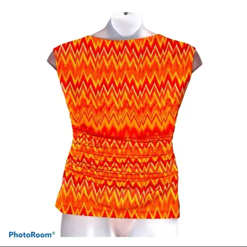 Vince Camuto  Chevron Sleeveless Fitted Blouse Size Medium