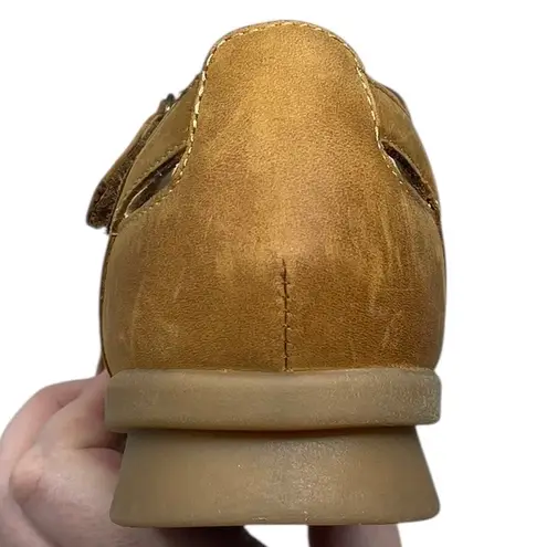 Comfortiva “Persa” Women’s Size 10N Narrow Tan Brown Leather Fisherman Sandals