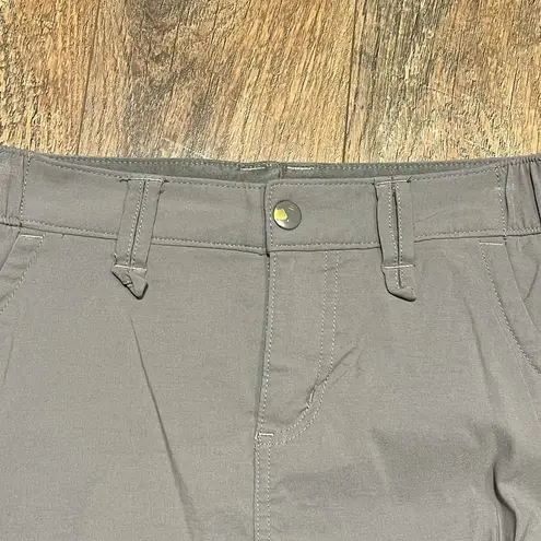 Duluth Trading Co Woman's Grey Sportsman Wear Mini Skirt Size 4 Gray