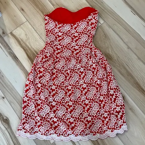 aina be Red & White Strapless Sweat Heart Dress With Floral Lace Details Size S