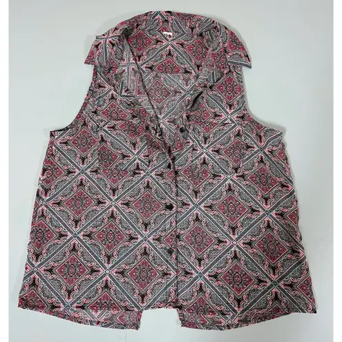 Kaleidoscope Print Collared Sleeveless Button