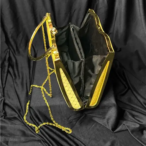 Joymax Vintage Gold Jewel Embellished with Rhinestone Kiss Clasp Purse Hand Bag