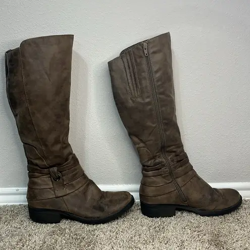 Baretraps Brown tall women’s boots, 8.5