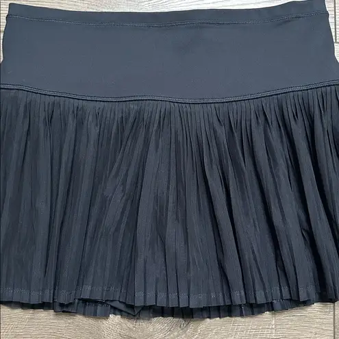 IBKUL 13” Black Pleated Tennis Skirt Side Pockets Size Medium