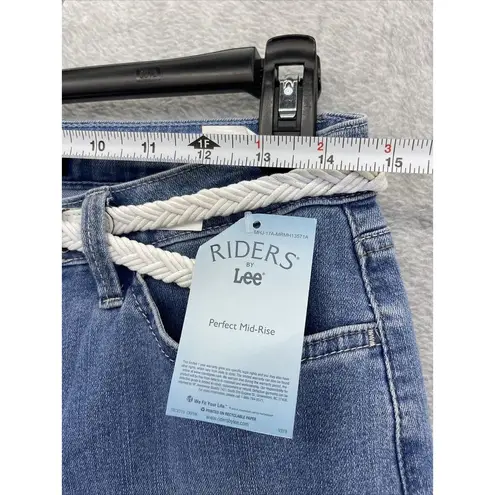 Lee Riders  Jeans Capri Mid Rise Size 6 with White Belt Medium Wash