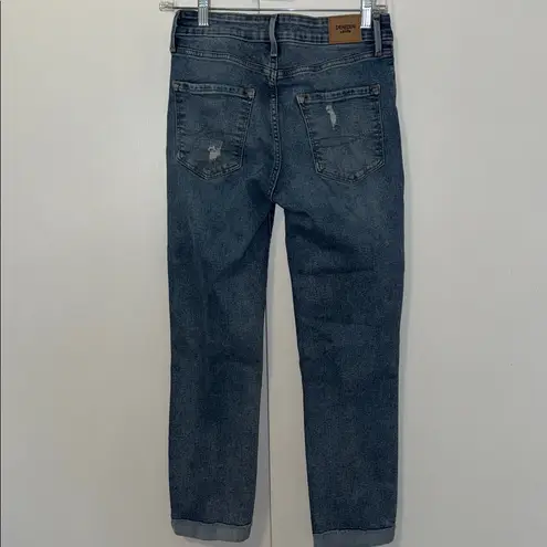 Levi's Levi’s Denizen Mid Rise Boyfriend Jeans Cropped Distressed Denim Women’s 4 / 27