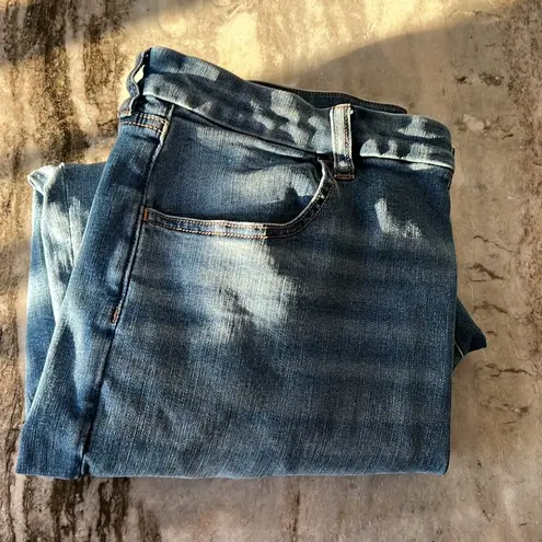 American Eagle  • Women’s • Jeans • Size 18