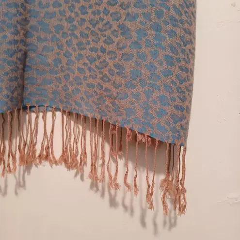 Pashmina Cheetah Print Rectangle Scarf-Cashmere & Silk Blend-Fringe-Reversible