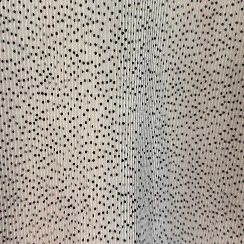 Nothing Fits but pleated cap sleeve dress maternity White Size M