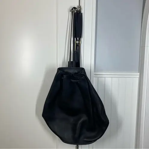Coach ‎ Bixby sling bag VTG rare made in USA black leather drawstring bucket bag