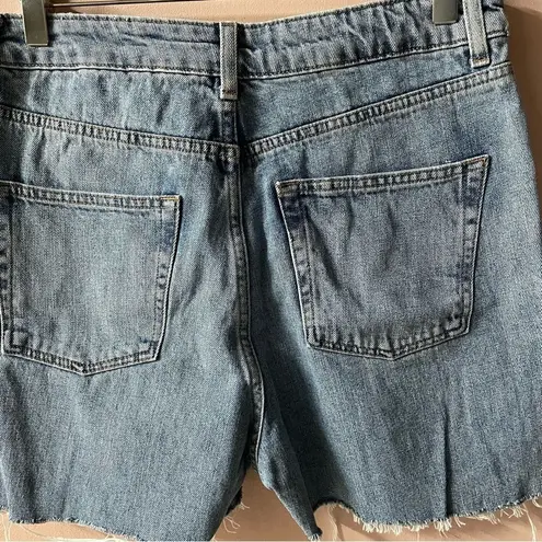 Topshop  Medium Wash Cutoff Mom Jean Shorts