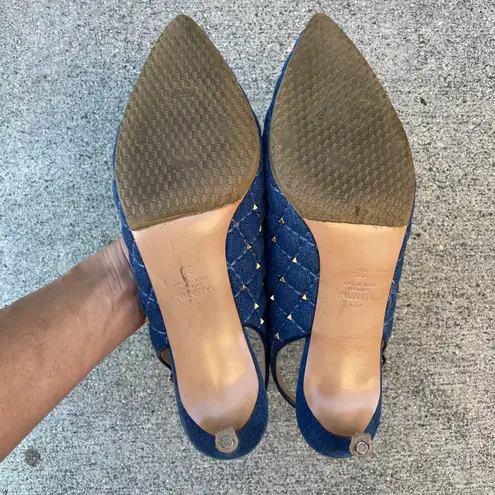 Valentino Garavani Valentino Rockstud quilted denim slingback pumps size IT 39 US 9