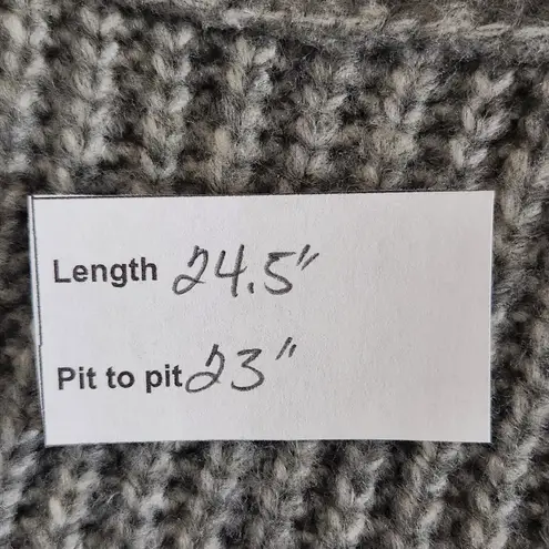 Like Love Gray Fuzzy Sweater Size Large Like Love Gray Comfy Sweater