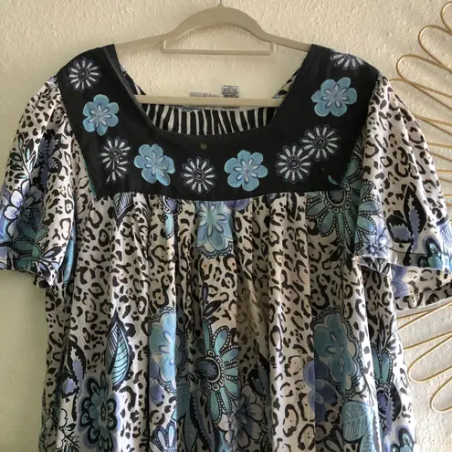 Vintage Blue and black floral animal cheetah leopard zebra granny maxi loose flowy milkmaid nightgown with a square neckline and short sleeves