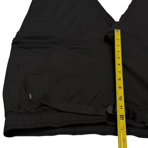 Athleta  Black Cargo Crop Pants Stretch Utility Outdoors Camping Hiking 16