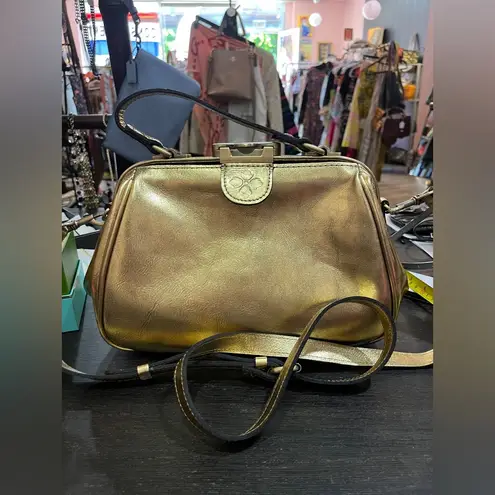 Patricia Nash Gold Shoulder Bag with Timeless Elegance
