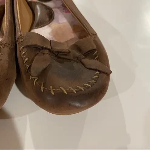 Born Brown Leather Slip On Moccasin Stitch Toe Flat Shoes Size 7