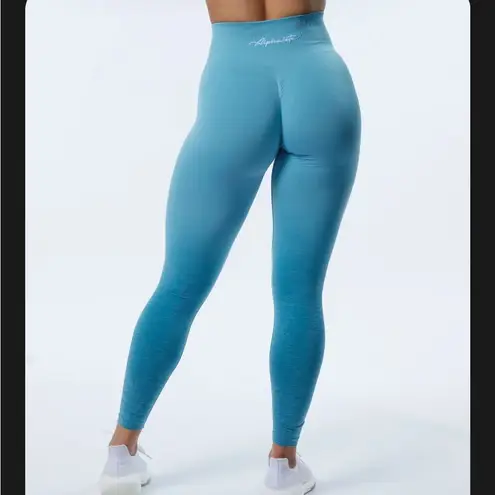 Alphalete  Amplify Legging Size M Ombre Ocean Blue Seamless‎ Scrunch New