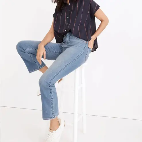 Madewell  Cali Demi-Boot Jeans in Dorrance Wash:‎ Kick Out Crop