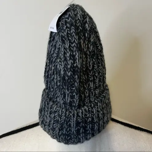 American Eagle NEW  Folded Beanie One Size