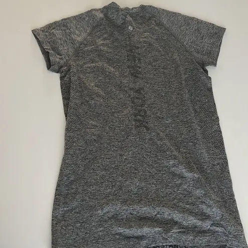 Lululemon  New York Special Edition Swiftly Tee Size 8 Gray