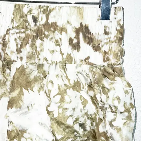 Halara  Tie Dye Green And White High Waisted Lined Shorts NEW