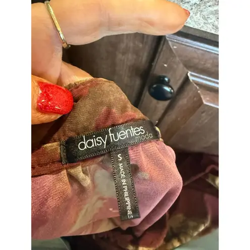 Daisy Fuentes Women's Long Sleeve Tee S Red Gold Tie-Dye