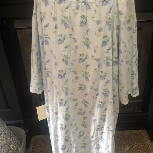 Carriage Court Nightgown Housecoat Vintage NWT Blue Rose Lace Size Large Sears