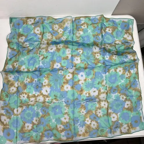 Vtg Ben Goodman Floral Print Silk Hand Rolled Square Scarf Wrap Handkerchief