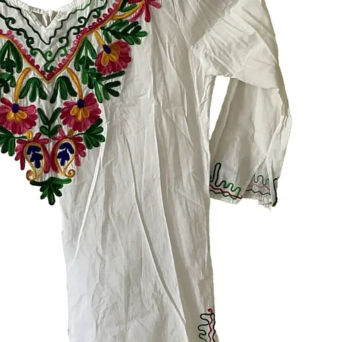 Sun Flower White Tops/Blouses Colorful Hand Stitched Mexican Style 100% Cotton Size XL