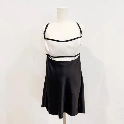 Meshki NWT Black White Veda Cutout Satin Dress Plus Size XXL