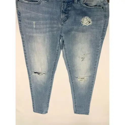 Dear John  Jenna distressed jean size 26P ￼