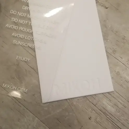 Mikoh 💕💕 Topanga Macrame Halter One Piece Swimsuit Burgundy Small S NWT