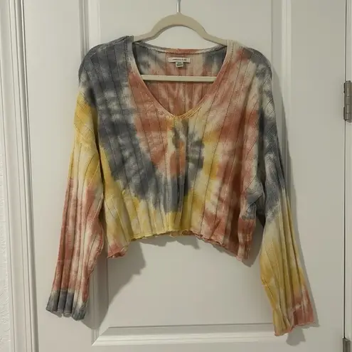 American Eagle  V-Neck Tie Dye Ribbed Crop Knit Sweater Flare Sleeve Size Medium