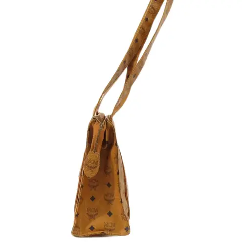 visetos medium tote | shoulder bag | leather | MCM logo printed canvas