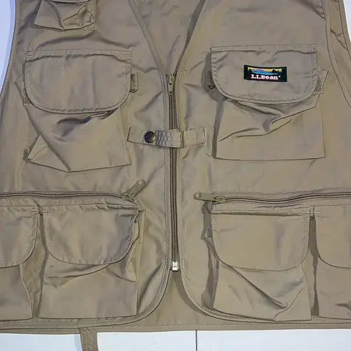 LL Bean Khaki Outdoor Fishing Fly Fishing Safari Hiking Vintage Vest Tan Size undefined