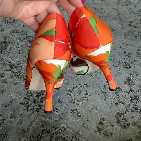 Michaelangelo So cute colorful pumps 🧡❤️🤎