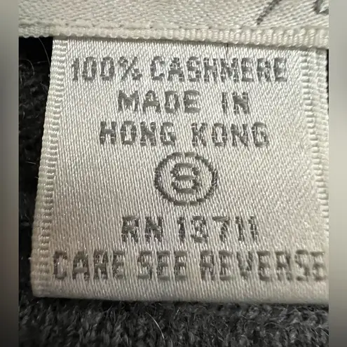 Lord and Taylor | womens cashmere turtleneck sweater. Size: S.