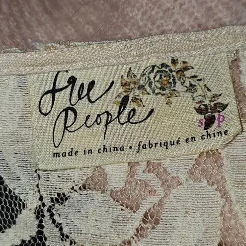 Free People  Womens Ivory Miles Of‎ Lace Mini Dress Small