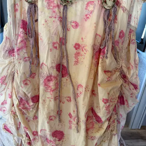 Magnolia Pearl Rare Stunning Pink and Cream Floral Victorian Dress one size