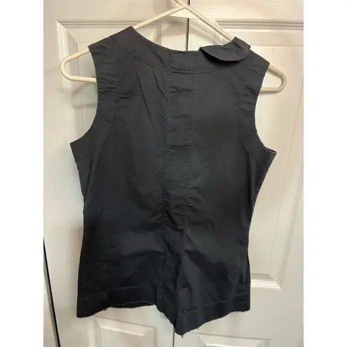 Diane Von Furstenberg  Women's Sleeveless Ruffle Blouse Black Size 4