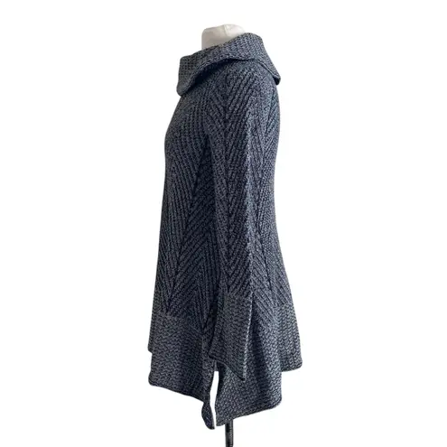 eight eight eight  Cowl Neck Sweater Womens Sz Medium Grey Black Chevron Boho