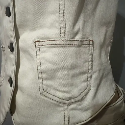 Belle Vere Elegant Cream Skirt Set