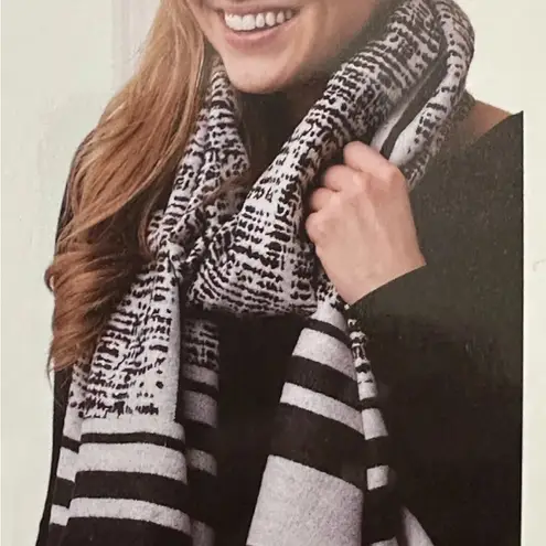 Tickled Pink Black and White Patterned Scarf Wool Cotton Blend