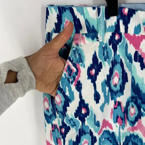 Crown & Ivy Crown‎ & Ivy Caroline Multicolor Blue Ikat Shorts Stretch Twill Flat Front