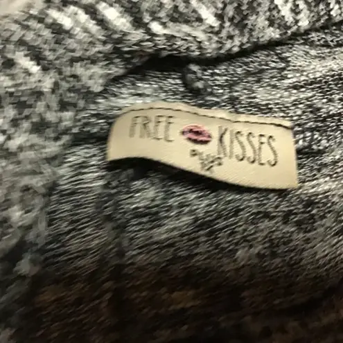 Free Kisses Flawless slouchy beachy hoodie