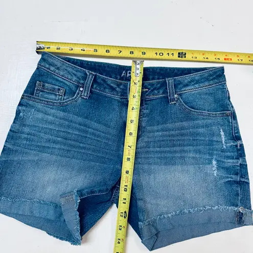 Apt. 9 Shorts, Modern Women's Size 6 Blue, Denim,