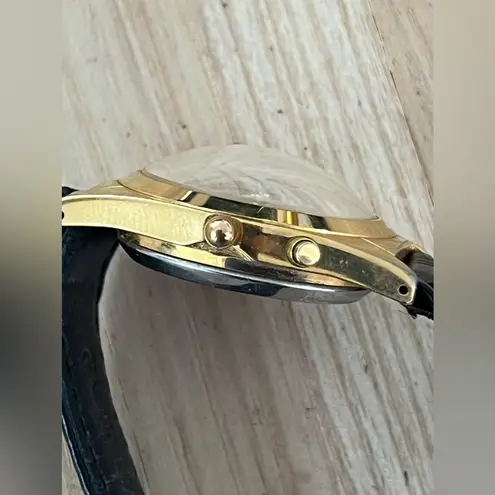 Armitron Rare Vintage Musical Watch Looney Tunes Dial Black Leather Strap