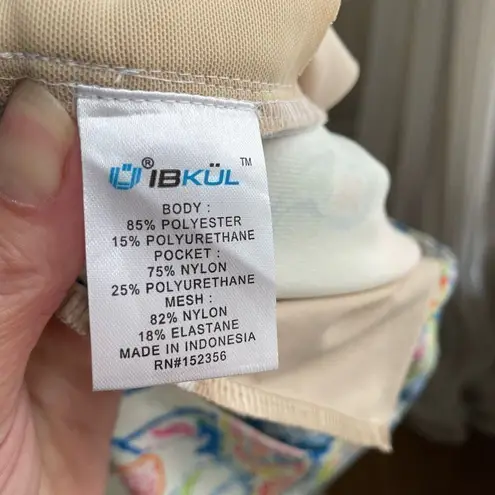 IBKUL Sharon White Multi Pullon Golf Short 6 10”